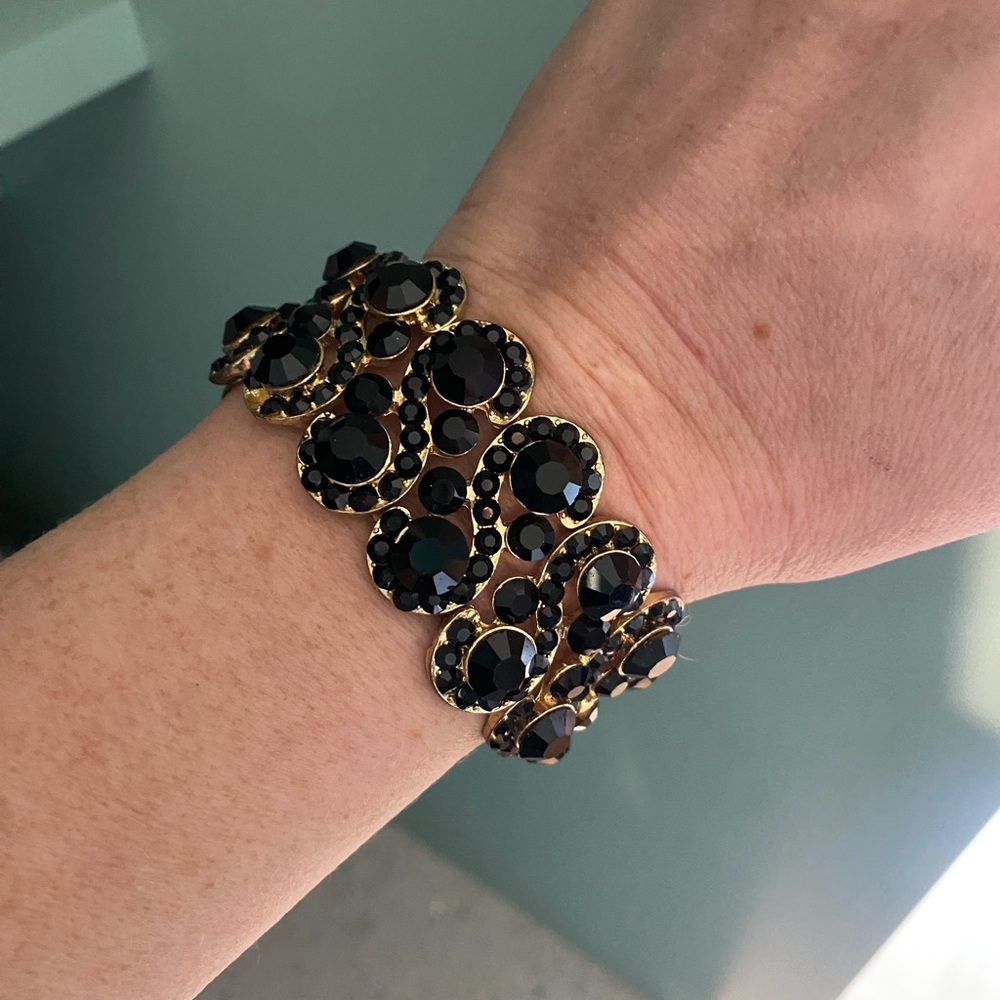 Elegant Black Crystal and Gold Bracelet Accent stretch bracelet